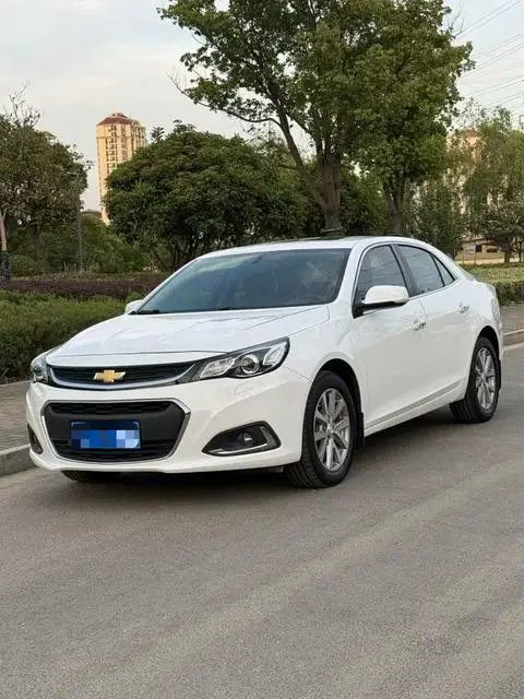 Chevrolet Malibu 2018 — фото 1
