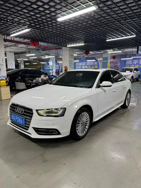 Audi A4L 2015