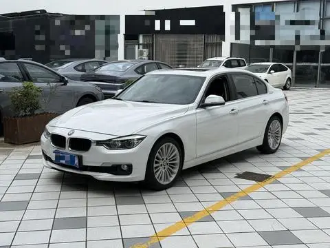 BMW 3 Series 2018 — фото 1