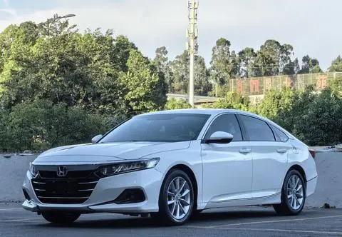 Honda Accord 2022 — фото 1