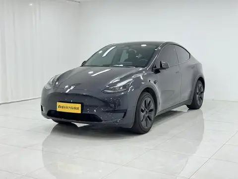 Tesla Model Y 2024 — фото 1