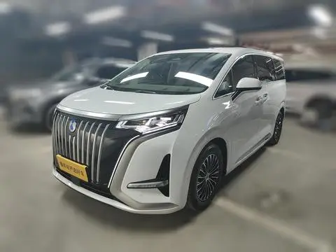 Denza D9 EV 2022