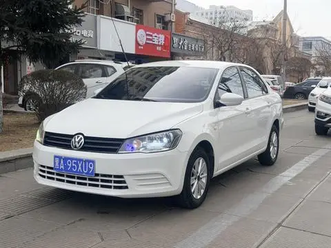 Volkswagen Jetta 2015 — фото 1