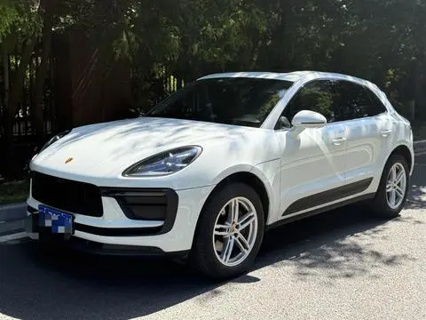 Porsche Macan 2023 — фото 1