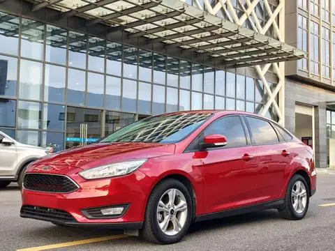 Ford Focus 2017 — фото 1