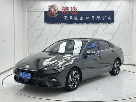 Hyundai Elantra 2023 — фото 1