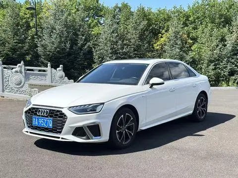 Audi A4L 2020 — фото 1