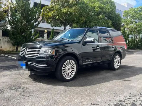 Lincoln 领航员 2015