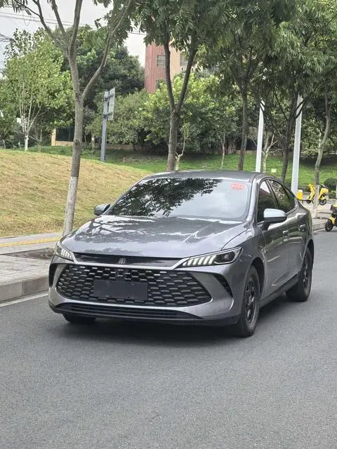 BYD 秦PLUS DM 2025