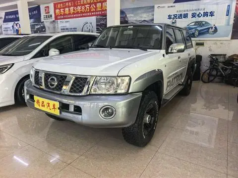Nissan 途乐Y61 2018