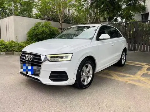 Audi Q3 2018 — фото 1