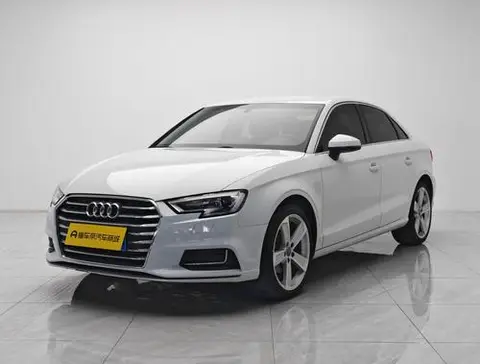Audi A3 2020 — фото 1