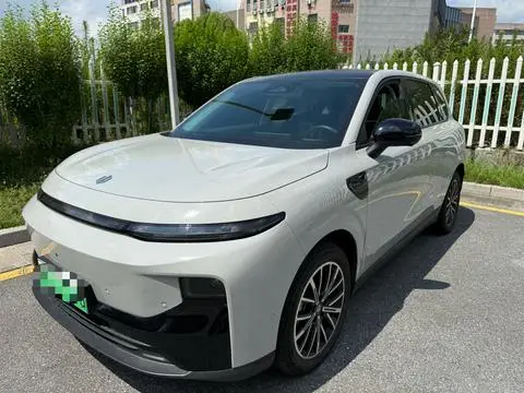Leapmotor B10 2025