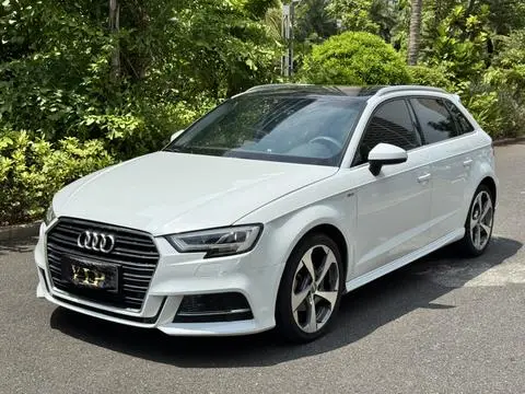Audi A3 2019 — фото 1