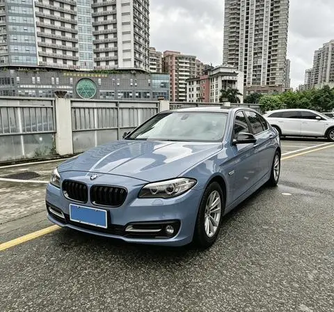 BMW 5 Series 2014 — фото 1
