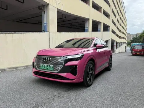 Audi Q4 e-tron 2024