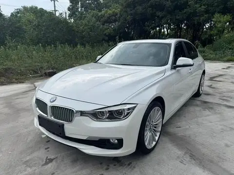 BMW 3 Series 2018 — фото 1