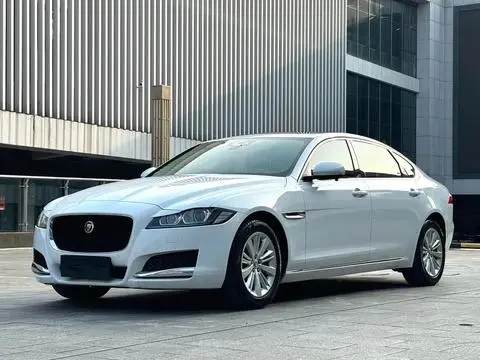 Jaguar XFL 2018