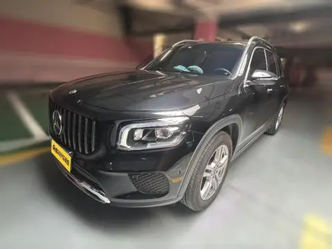 Mercedes-Benz GLB 2022 — фото 1