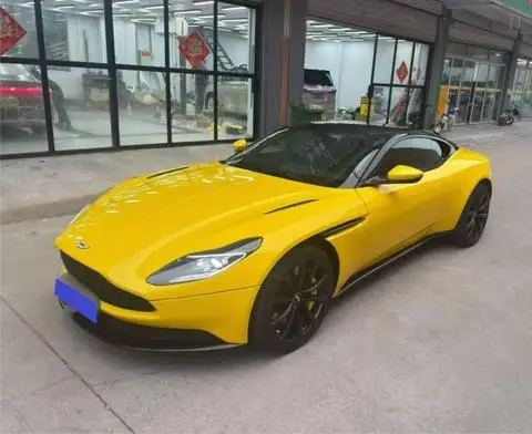 Aston Martin DB11 2019