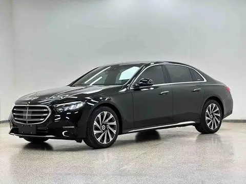 Mercedes-Benz E-Class 2024