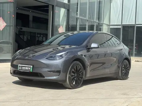 Tesla Model Y 2022 — фото 1