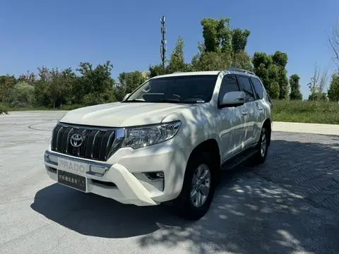 Toyota Prado 2018 — фото 1