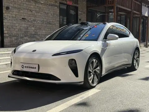 NIO ET5 2024