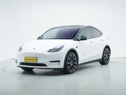 Tesla Model Y 2022