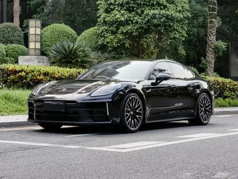 Porsche Panamera 2024