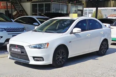 Mitsubishi 翼神 2013