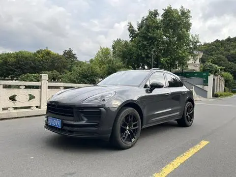 Porsche Macan 2022