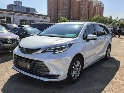 Toyota 赛那 2024