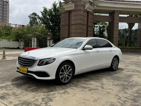 Mercedes-Benz E-Class 2016 — фото 1