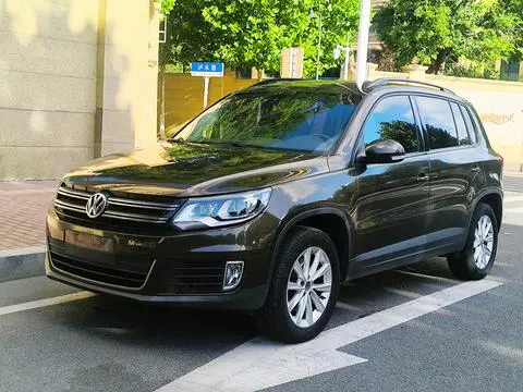 Volkswagen Tiguan 2016 — фото 1