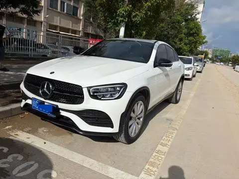 Mercedes-Benz GLC轿跑 2020 — фото 1