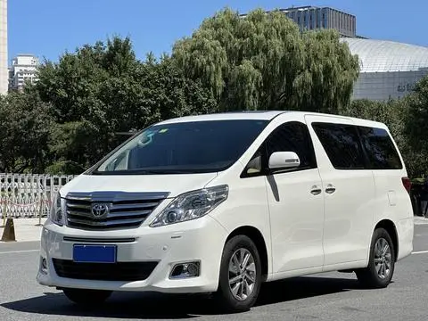 Toyota 埃尔法 2012