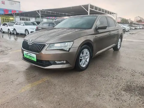 Skoda Superb 2016