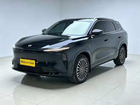Dongfeng L8 PHEV 2025