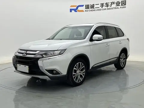 Mitsubishi 欧蓝德 2018