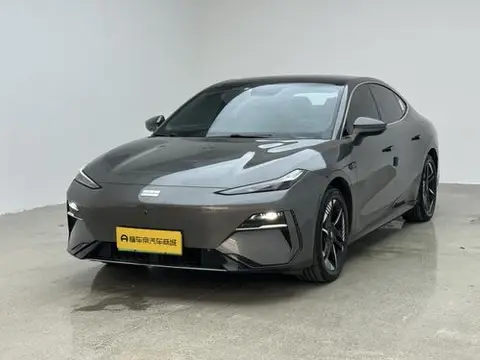 Geely E8 2024