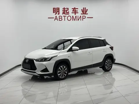 Toyota YARIS L 2022