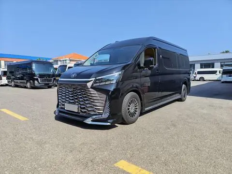 Toyota Hiace 2025