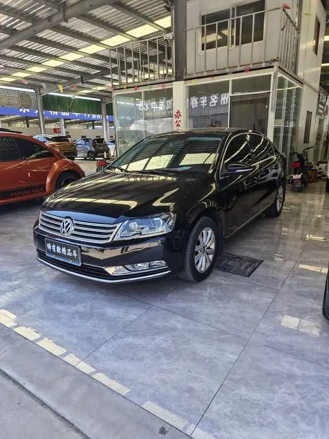 Volkswagen Magotan 2013