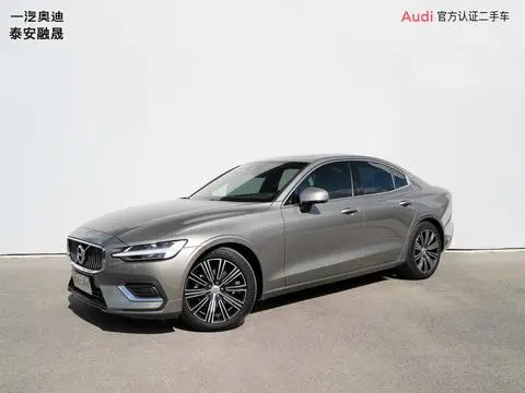 Volvo S60 2022