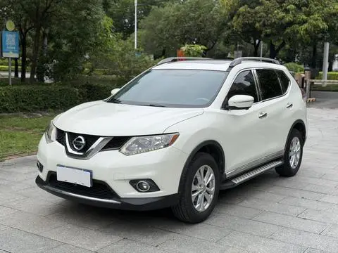 Nissan 奇骏 2015 — фото 1