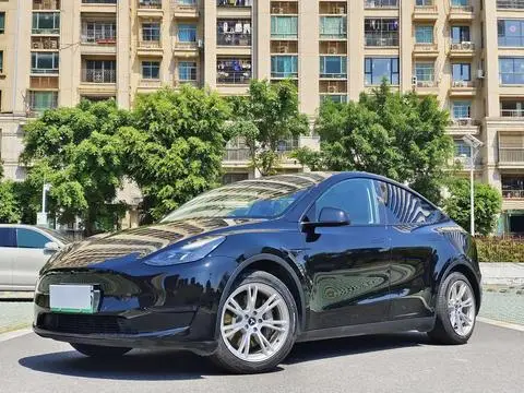 Tesla Model Y 2022 — фото 1