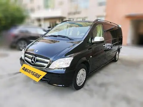 Mercedes-Benz 威霆 2013 — фото 1