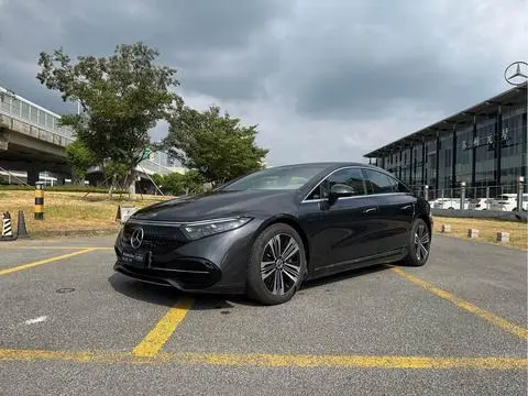 Mercedes-Benz EQS 2023