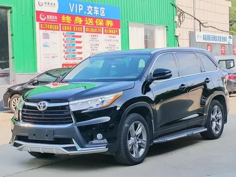 Toyota Highlander 2015 — фото 1